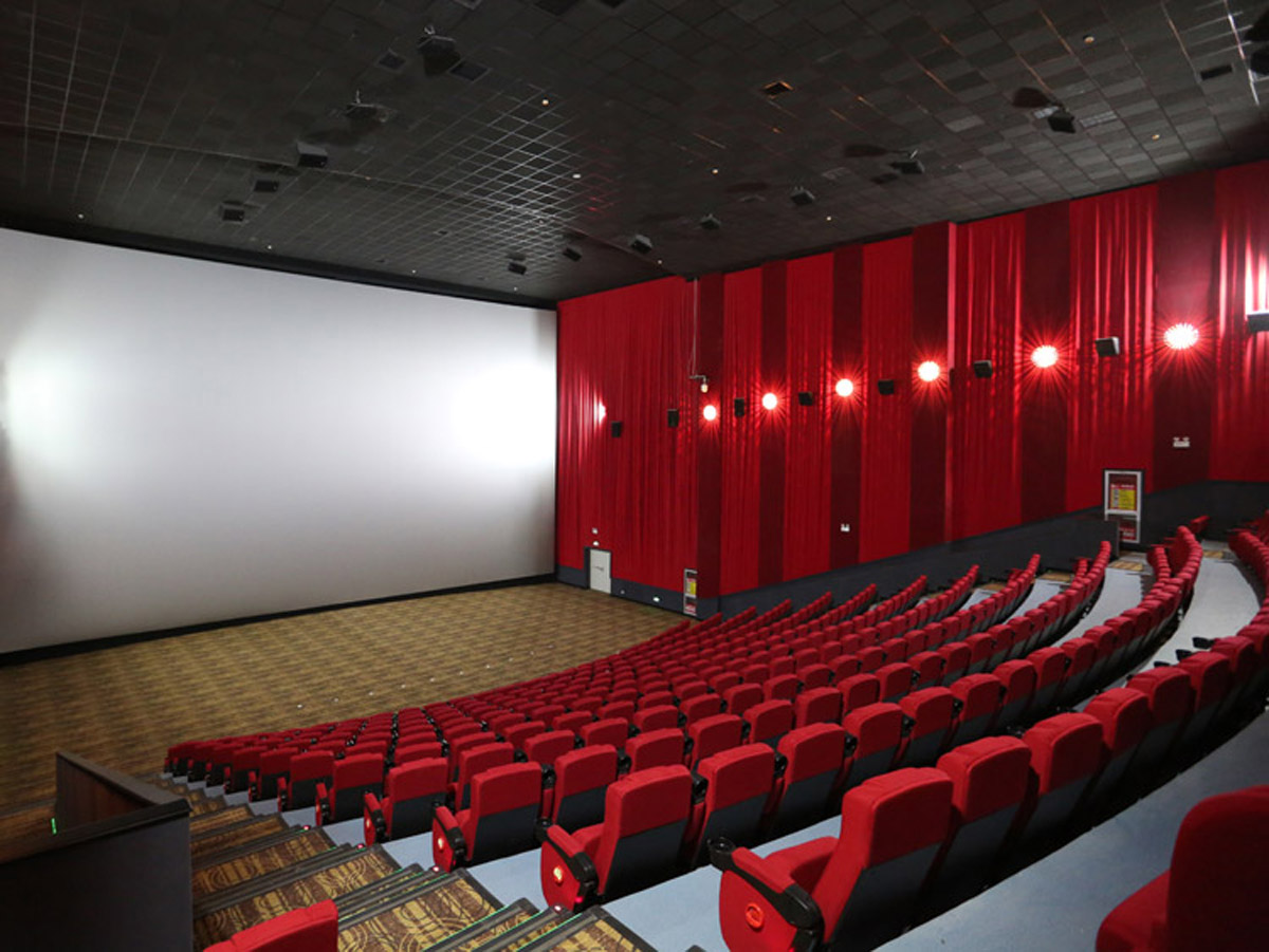 新荣区展览展示IMAX4D巨幕影院