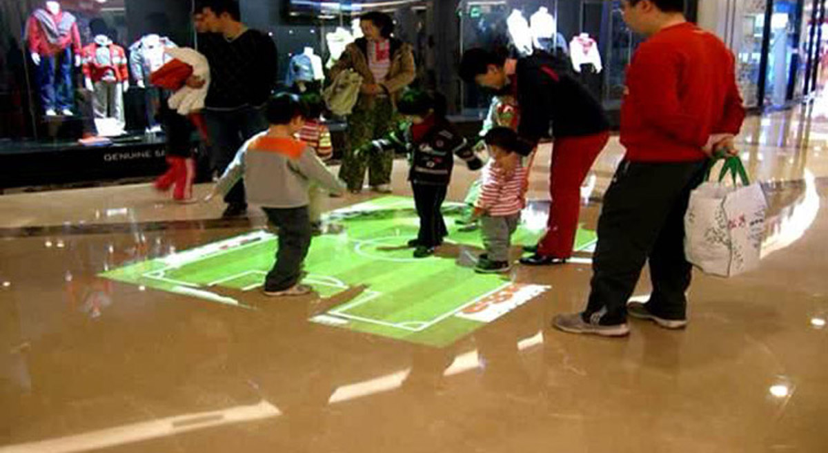 和平区展览展示互动足球投影